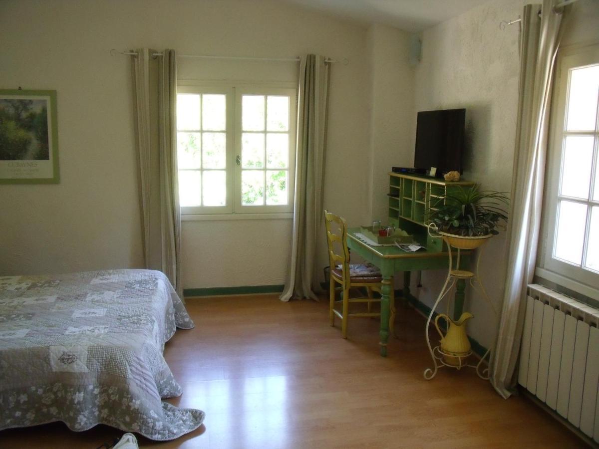 Domaine De La Provenc'Ane Villa Salernes Bagian luar foto