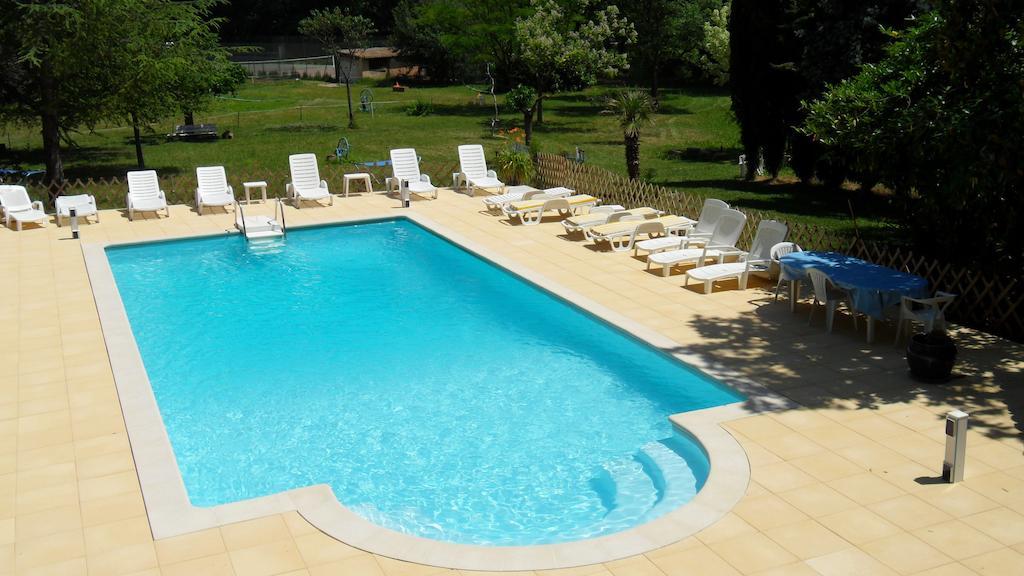 Domaine De La Provenc'Ane Villa Salernes Bagian luar foto